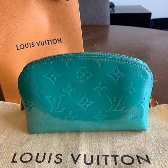 Louis Vuitton Vernis cosmetic
